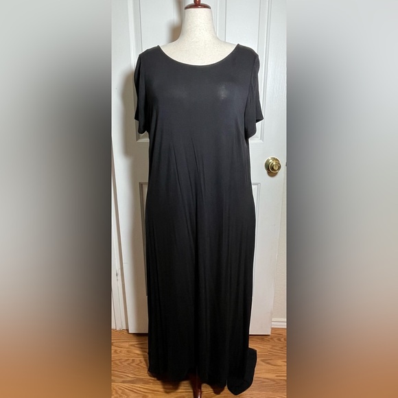 Lane Bryant Dresses & Skirts - Lane Bryant Women’s Black Maxi Dress